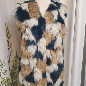 Alysi Designer Faux Fur Vest